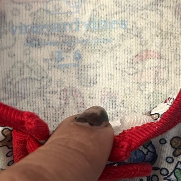 Vineyard Vines Whale Holiday Christmas 🎄 Onesie Foo - Picture 11 of 11